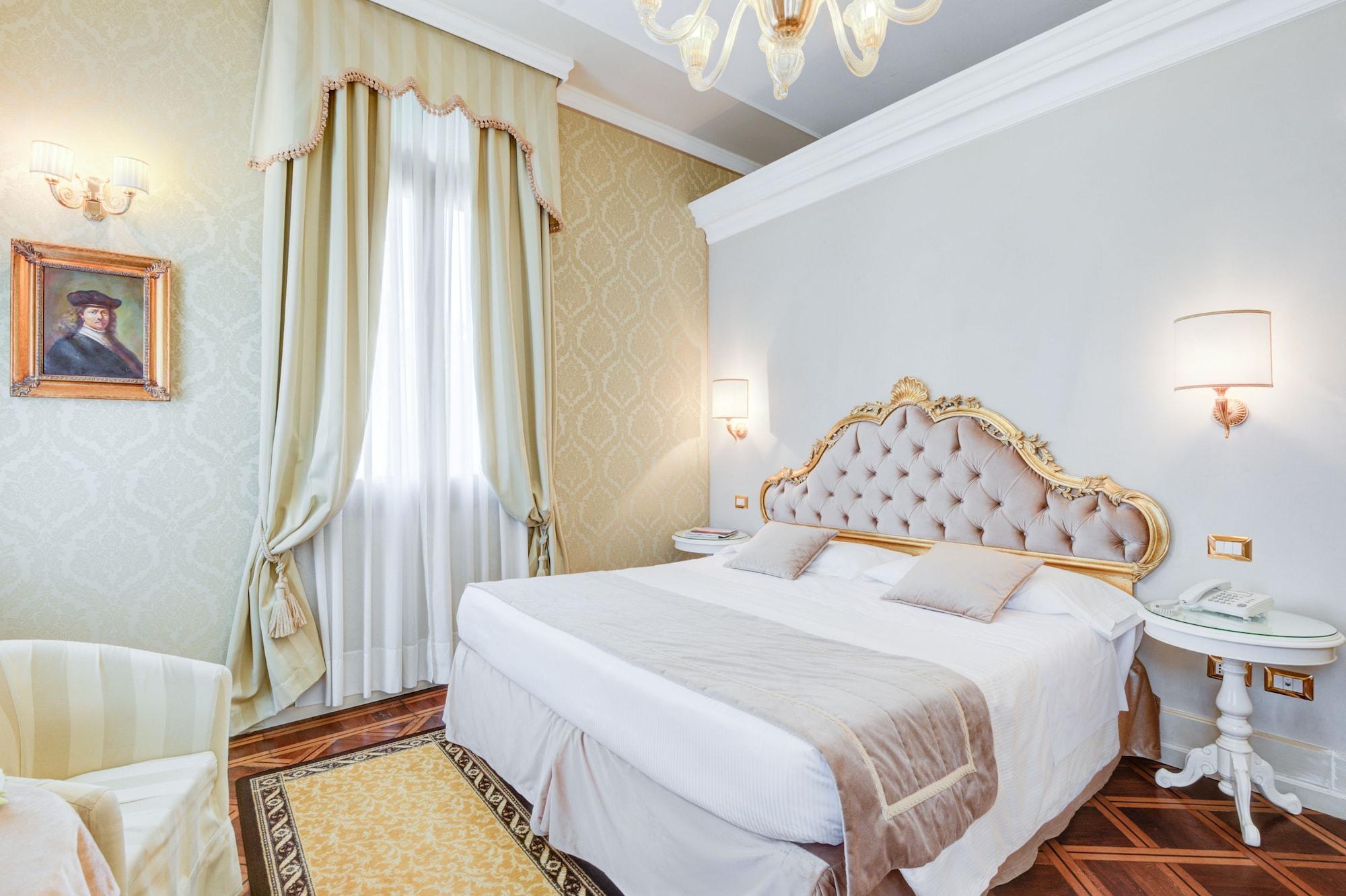 Hotel Al Duca Di Venezia Exterior foto