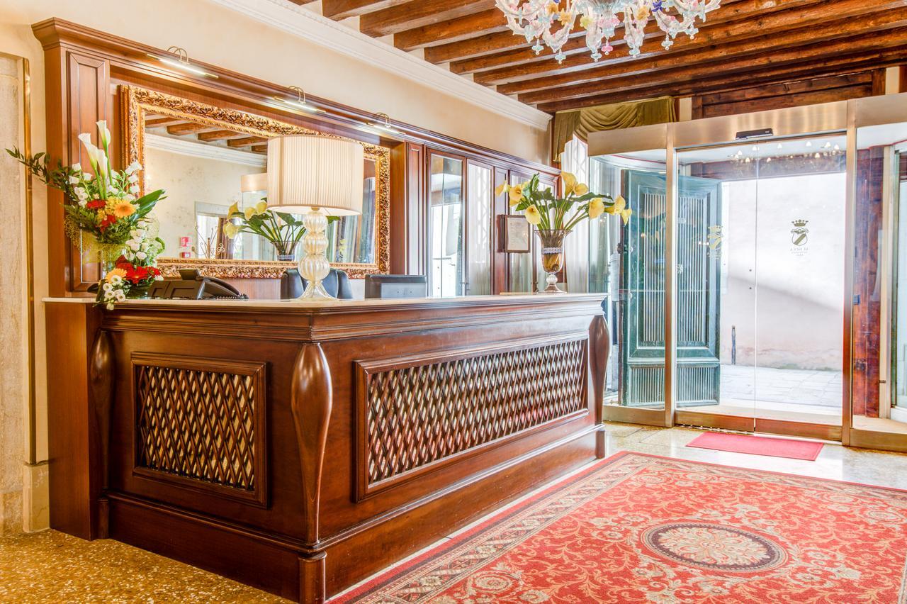 Hotel Al Duca Di Venezia Exterior foto